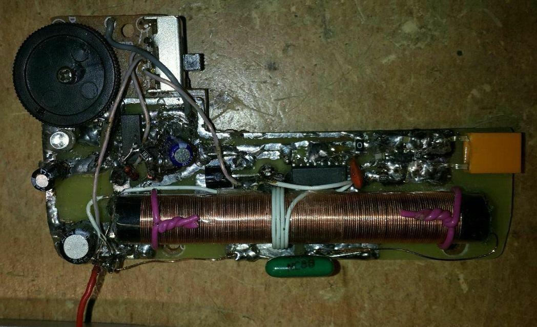 რადიოს აწყობის შიგთავსი